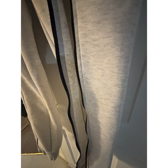 Nike Women's Tech Fleece High-Waisted Slim Zip Pants Light Grey/Black Size M - Picture 8 of 16